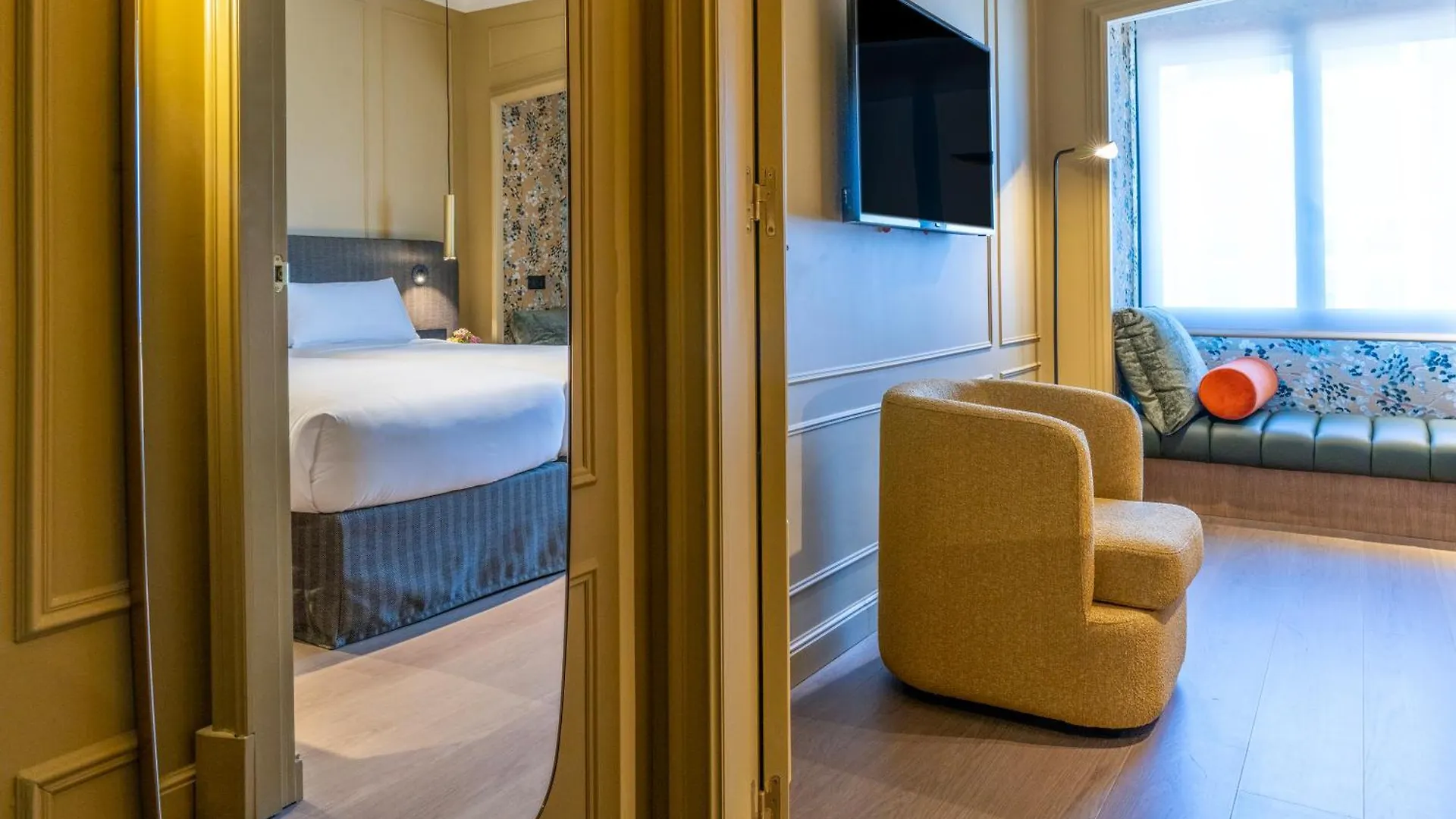 El Avenida Palace Barcelona Hotel