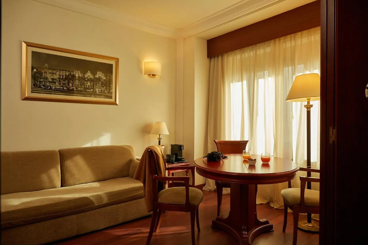 El Avenida Palace Barcelona 4*,