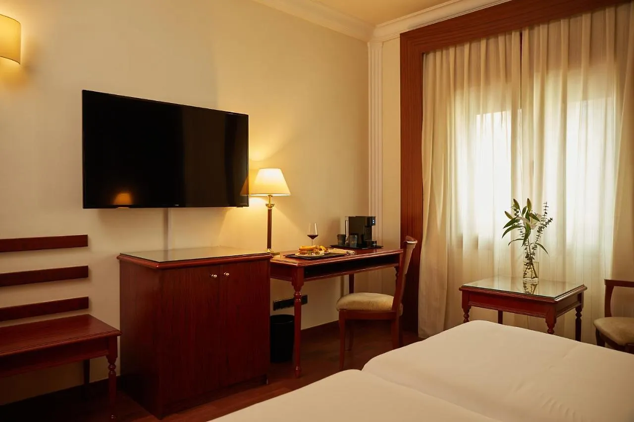 El Avenida Palace Barselona 4*,
