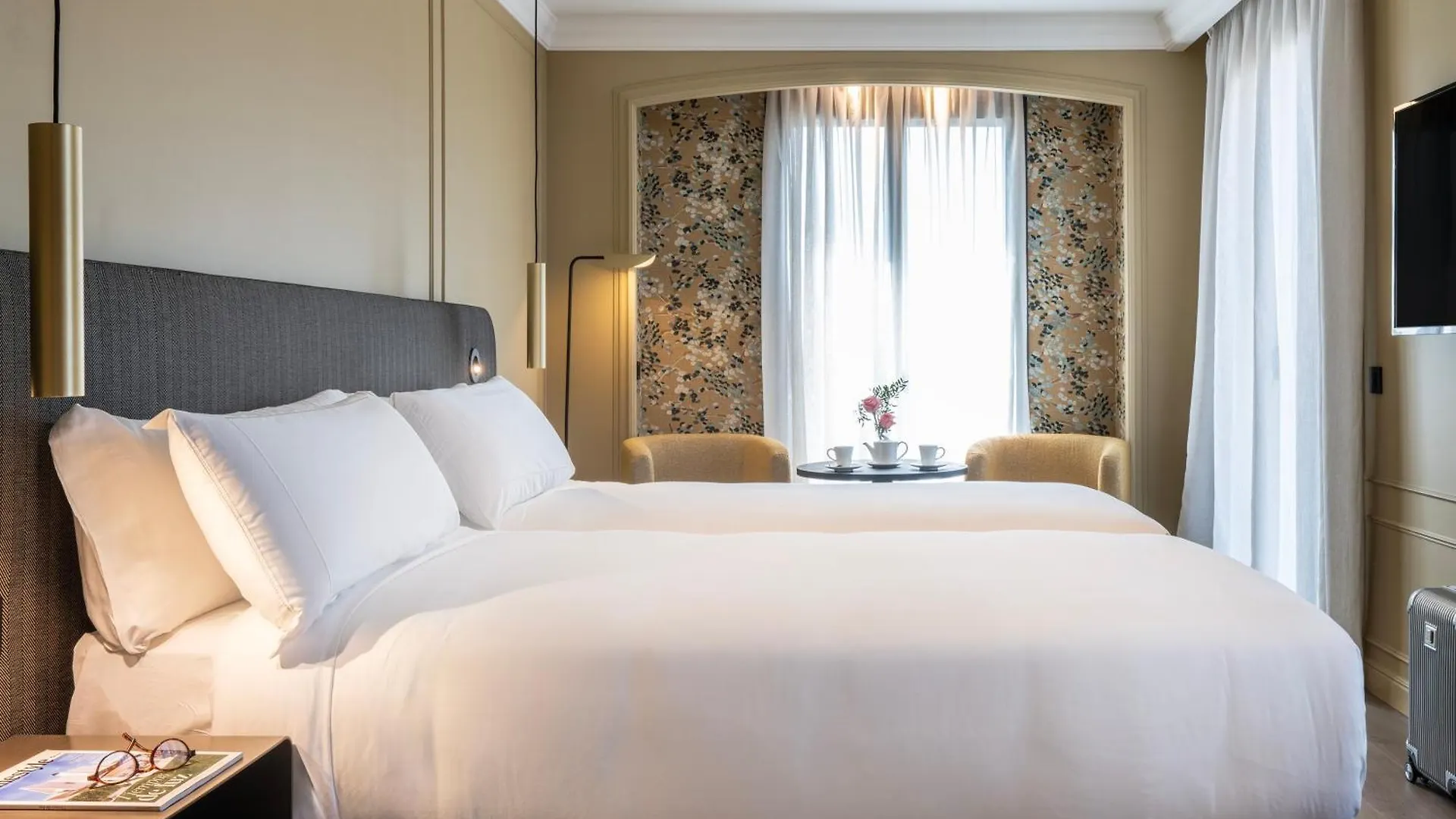 El Avenida Palace Barcelona Hotel