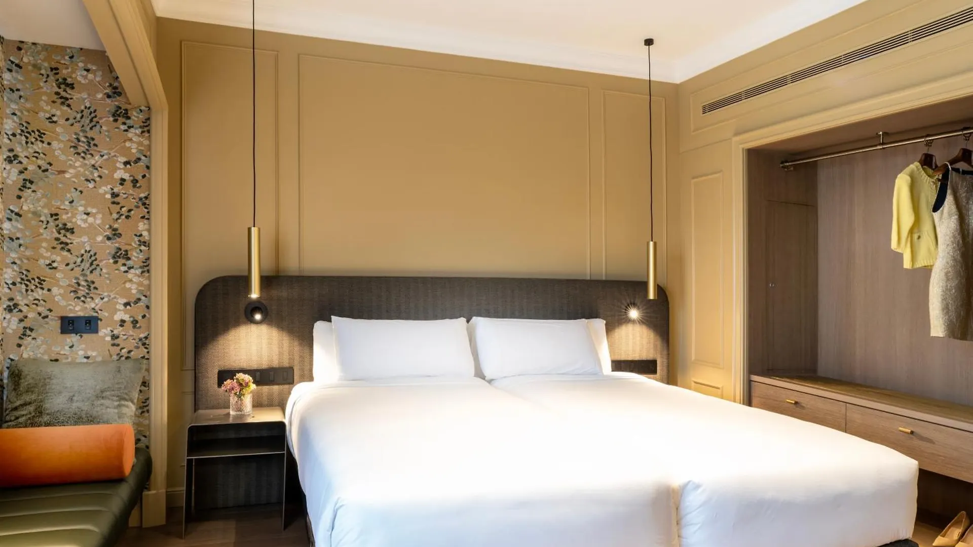 El Avenida Palace Barcelona 4*,  Spain