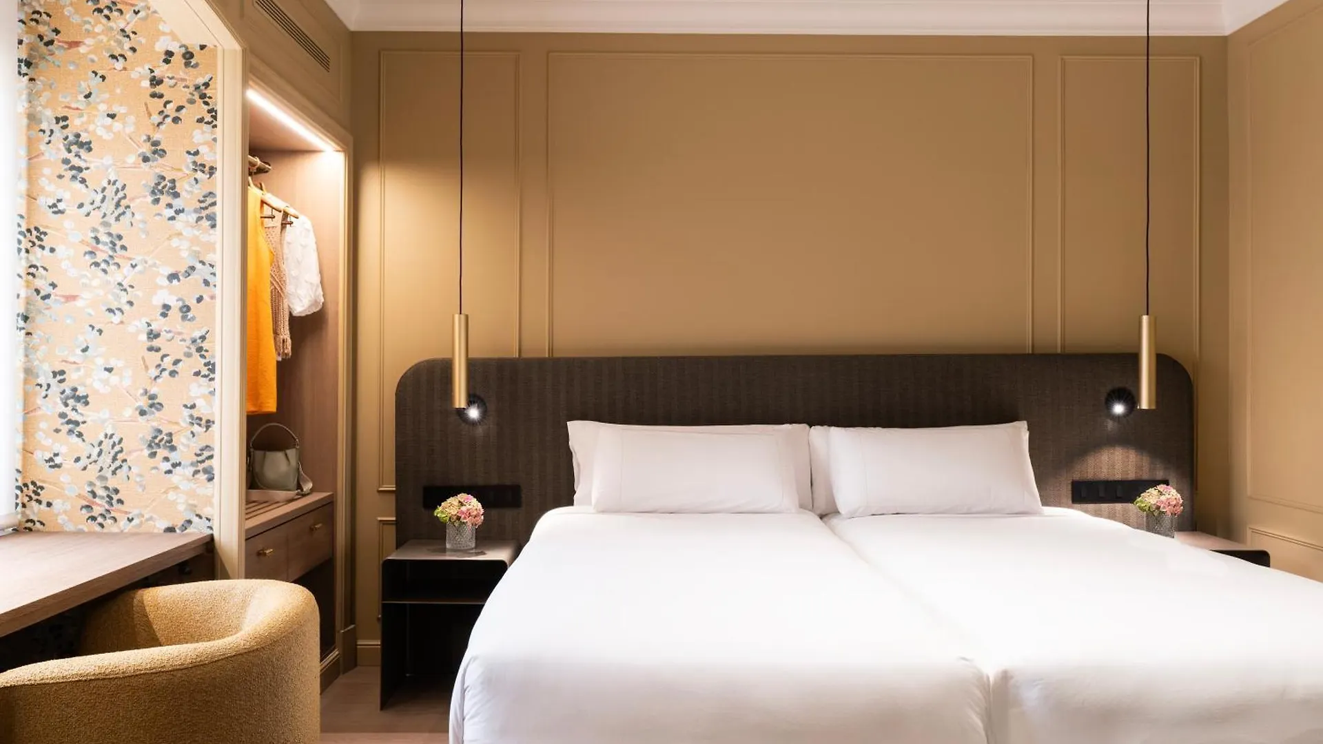 El Avenida Palace Barcelona 4*,
